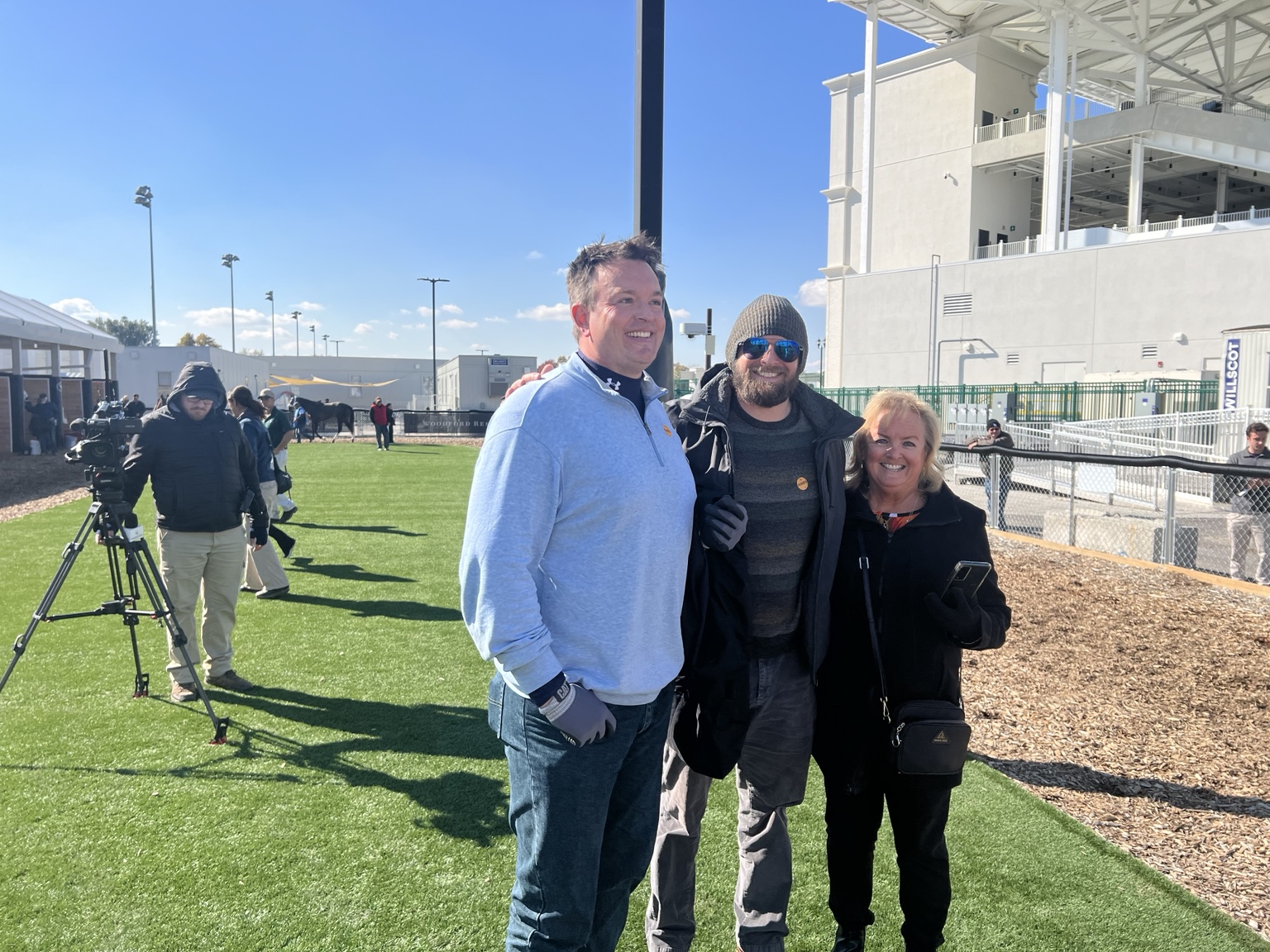 Family gathered at Churchill Downs for Daisy's first race
